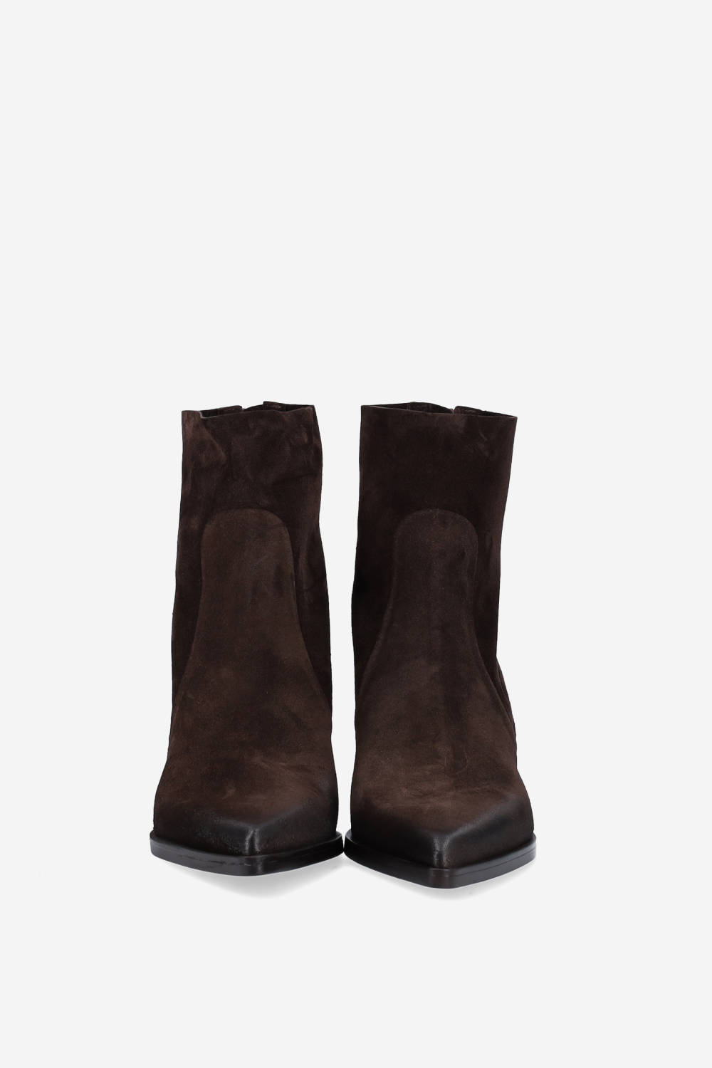 Pointed-toe suede ankle boots