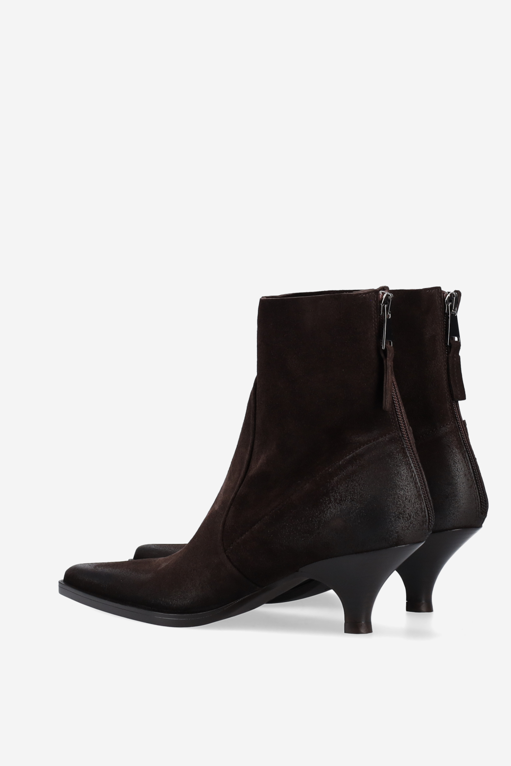 Pointed-toe suede ankle boots