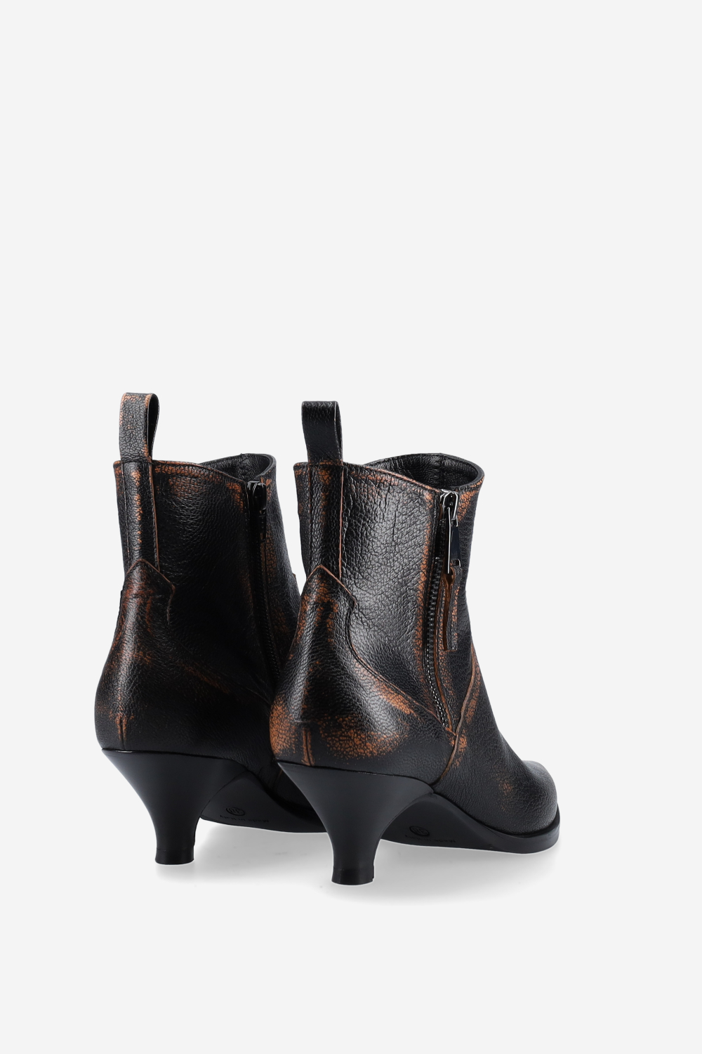 Vintage pointed-toe leather boots