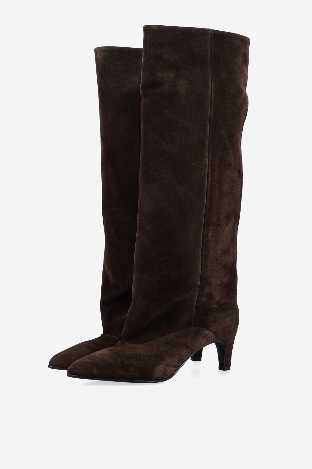Pointed-toe suede boots