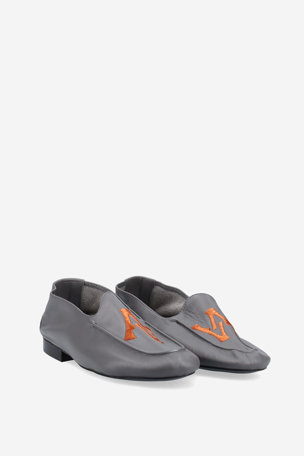 Logo embroidered leather loafers