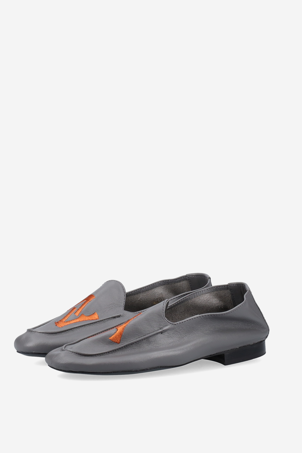 Logo embroidered leather loafers