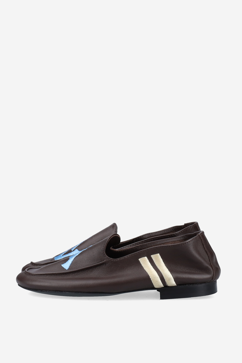 Logo embroidered leather loafers