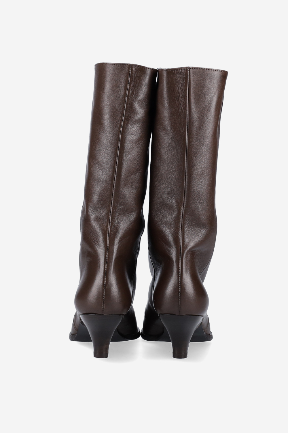 Pointed-toe leather boots