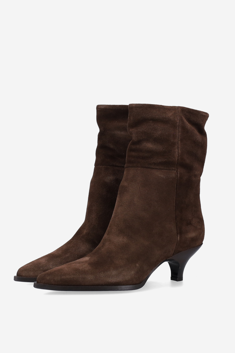 Pointed-toe suede ankle boots