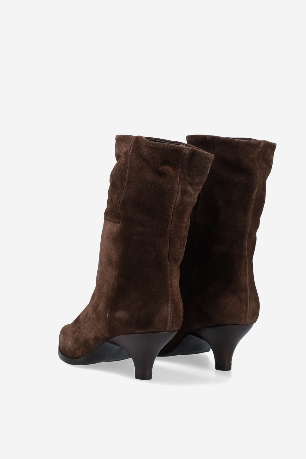 Pointed-toe suede ankle boots