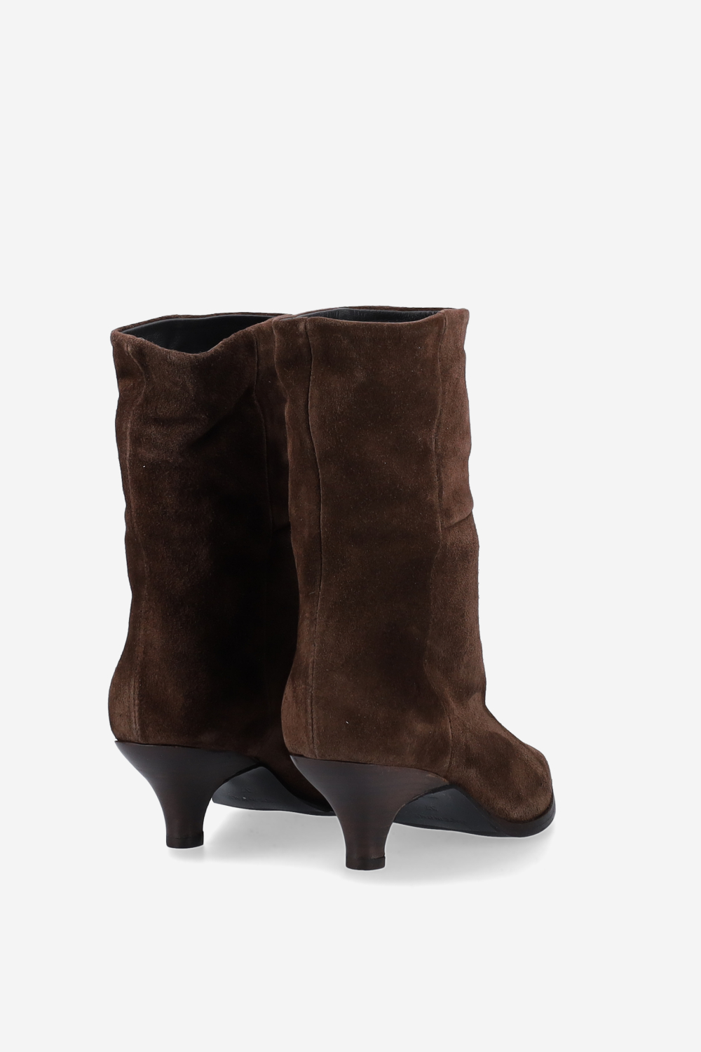 Pointed-toe suede ankle boots