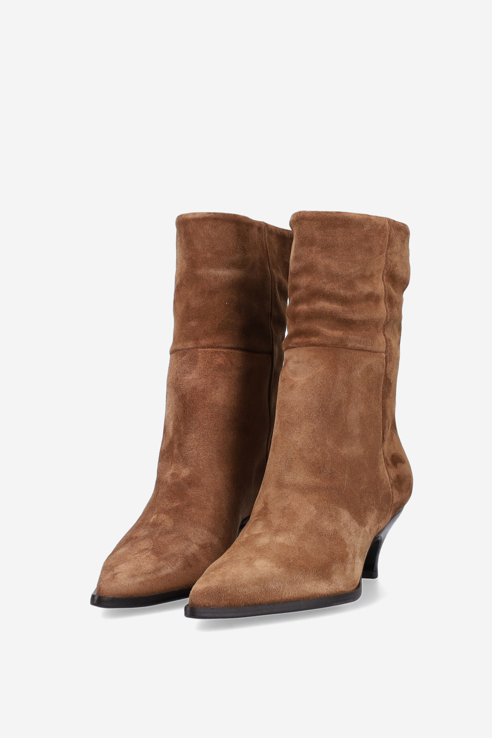 Pointed-toe suede ankle boots