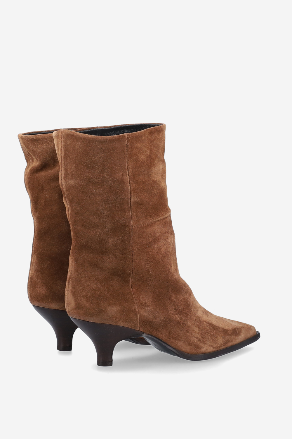 Pointed-toe suede ankle boots
