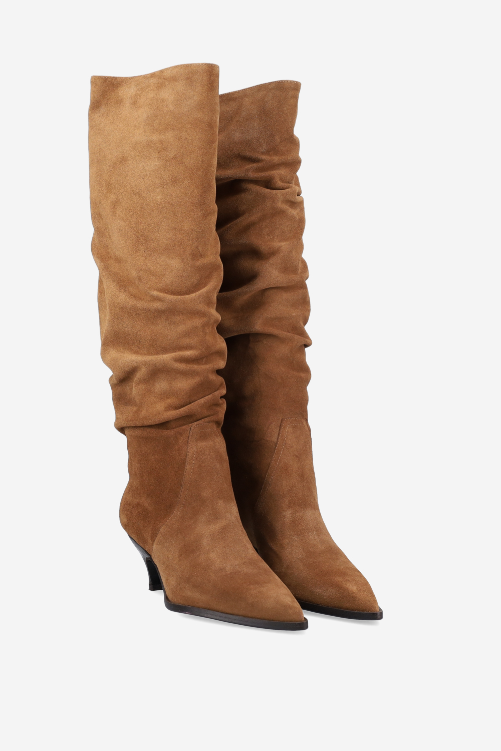Pointed-toe draped suede boots