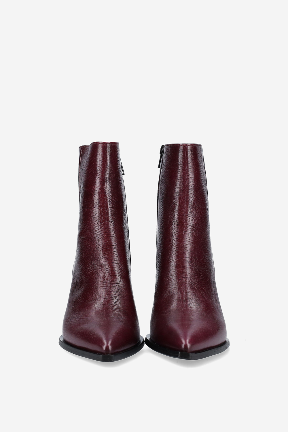 Zipped leather ankle boots