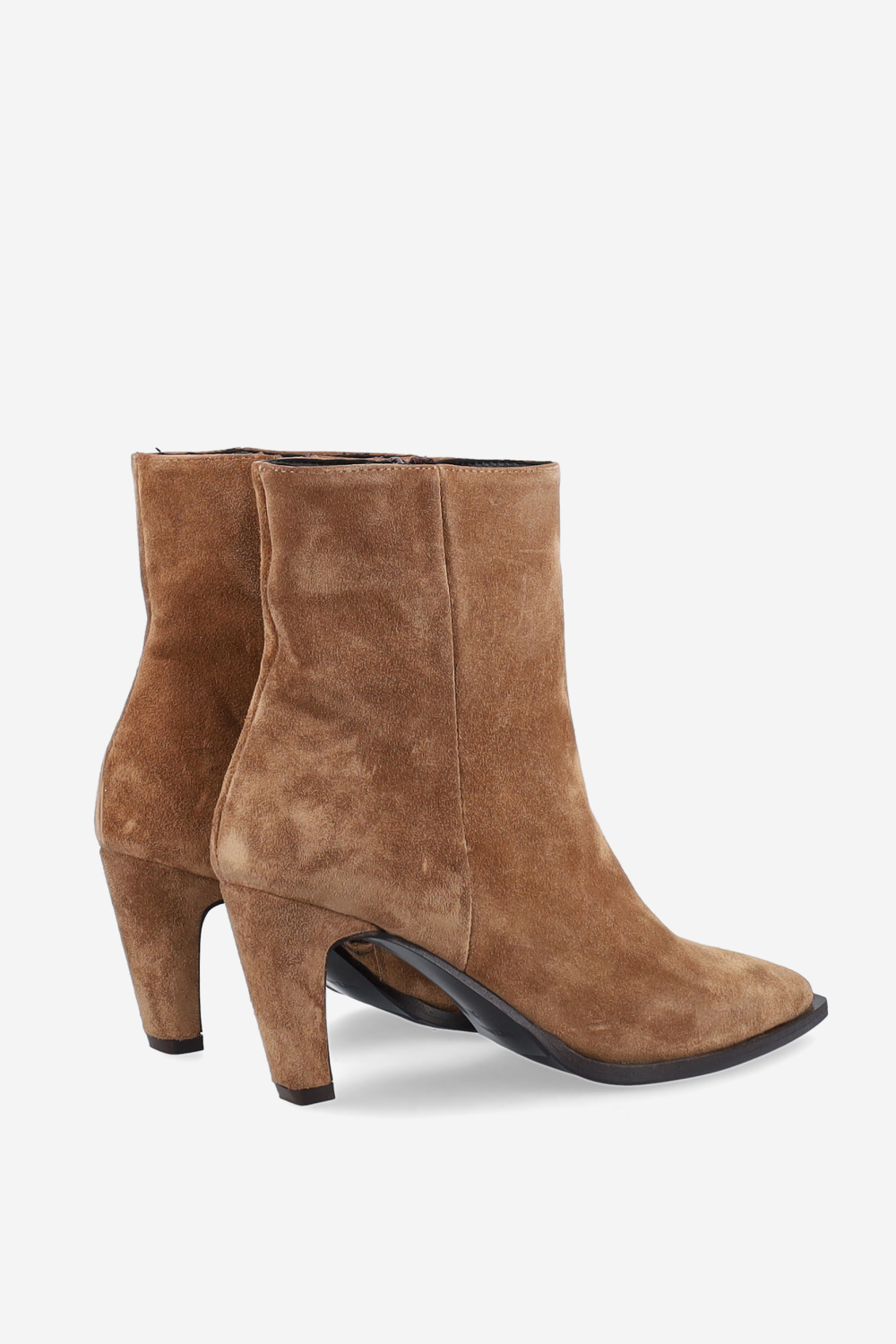 Zipped suede ankle boots