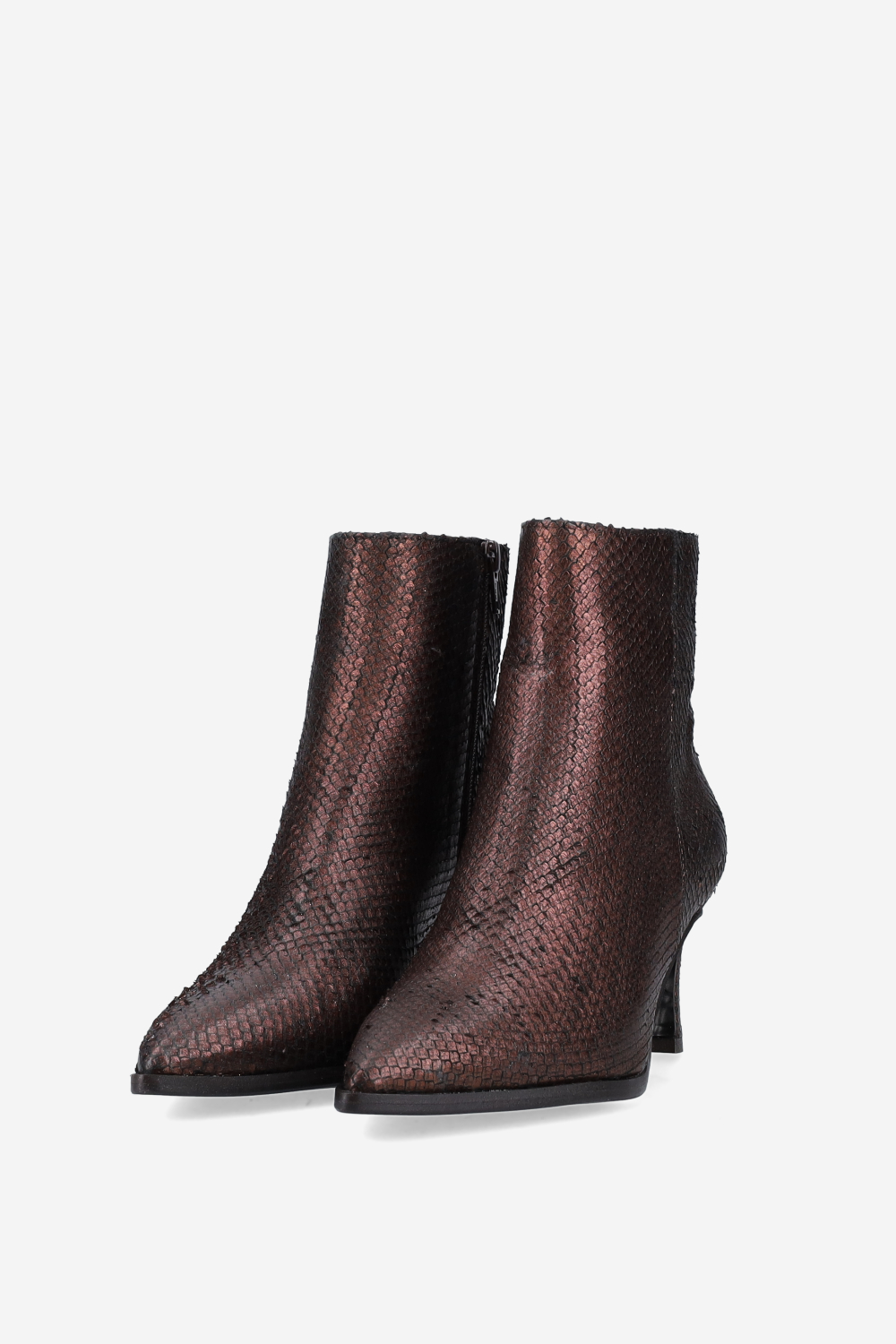 Zipped leather ankle boots
