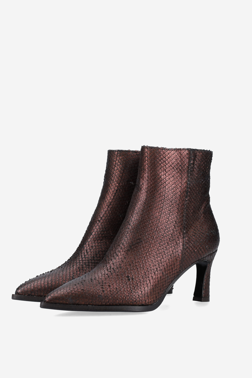 Zipped leather ankle boots