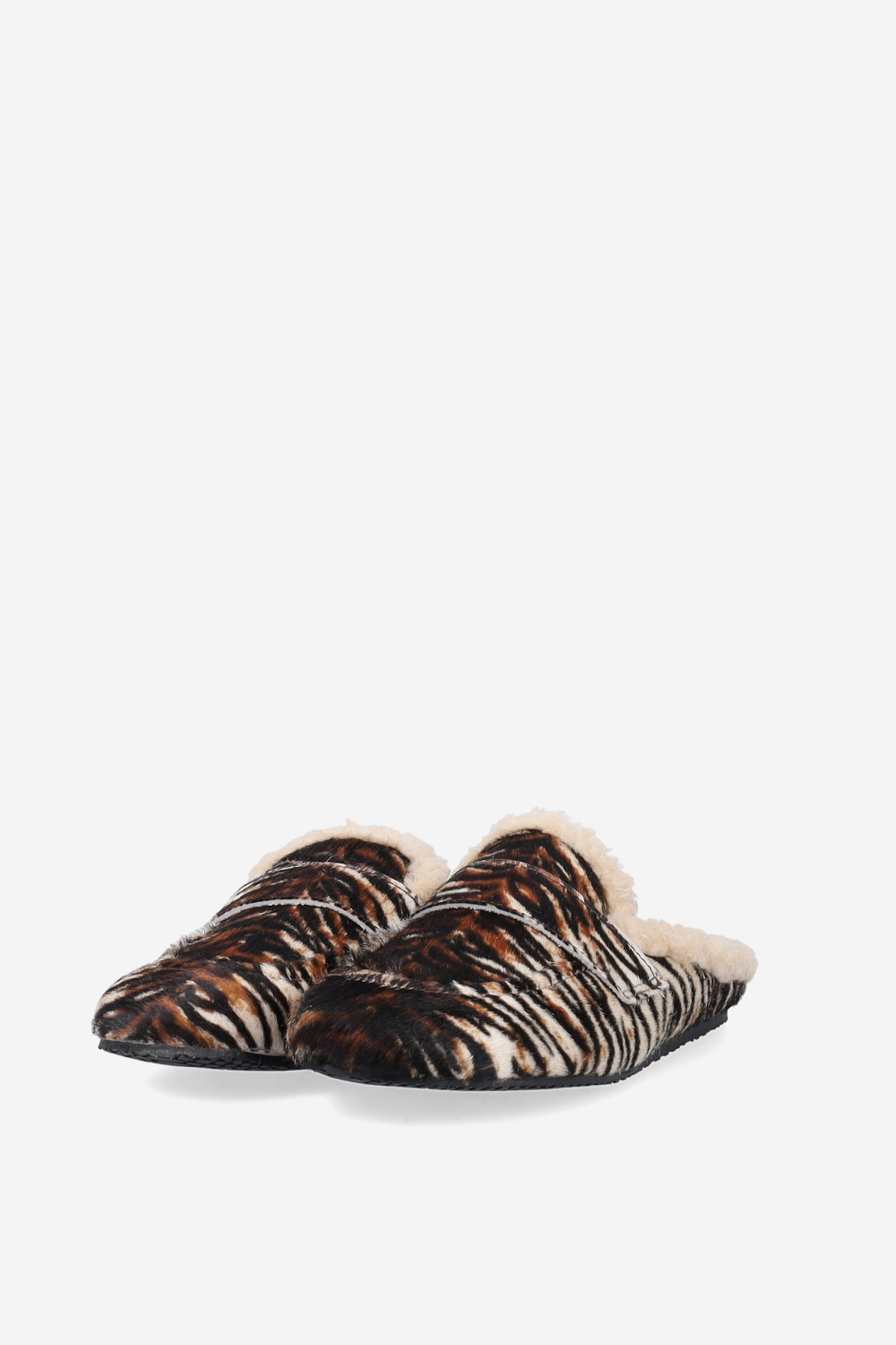 Animal print hairy mules