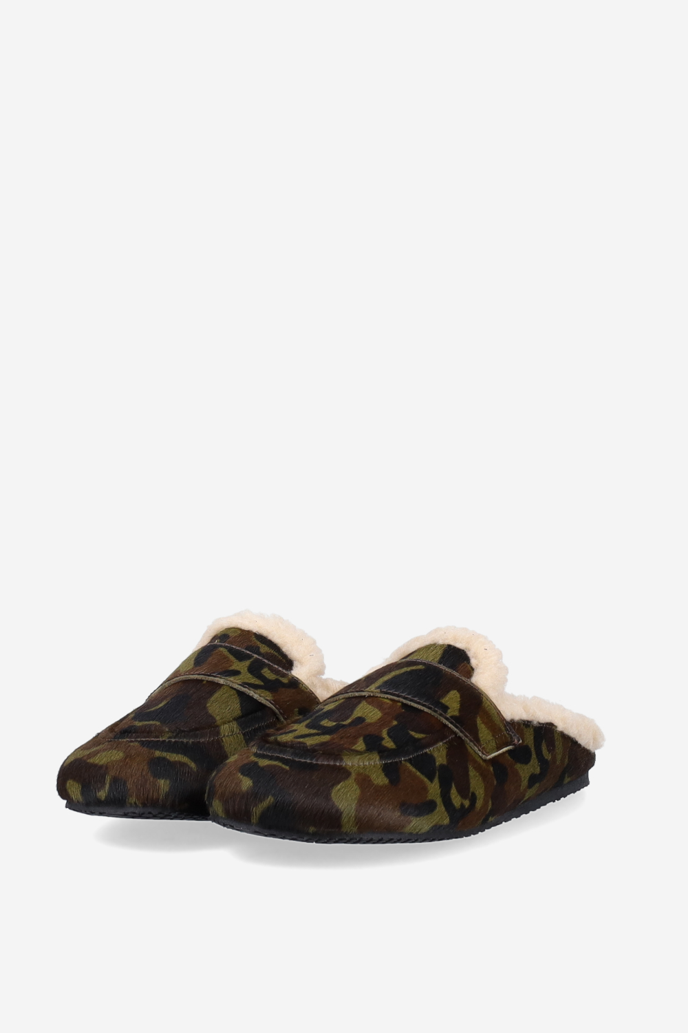 Camouflage hairy mules