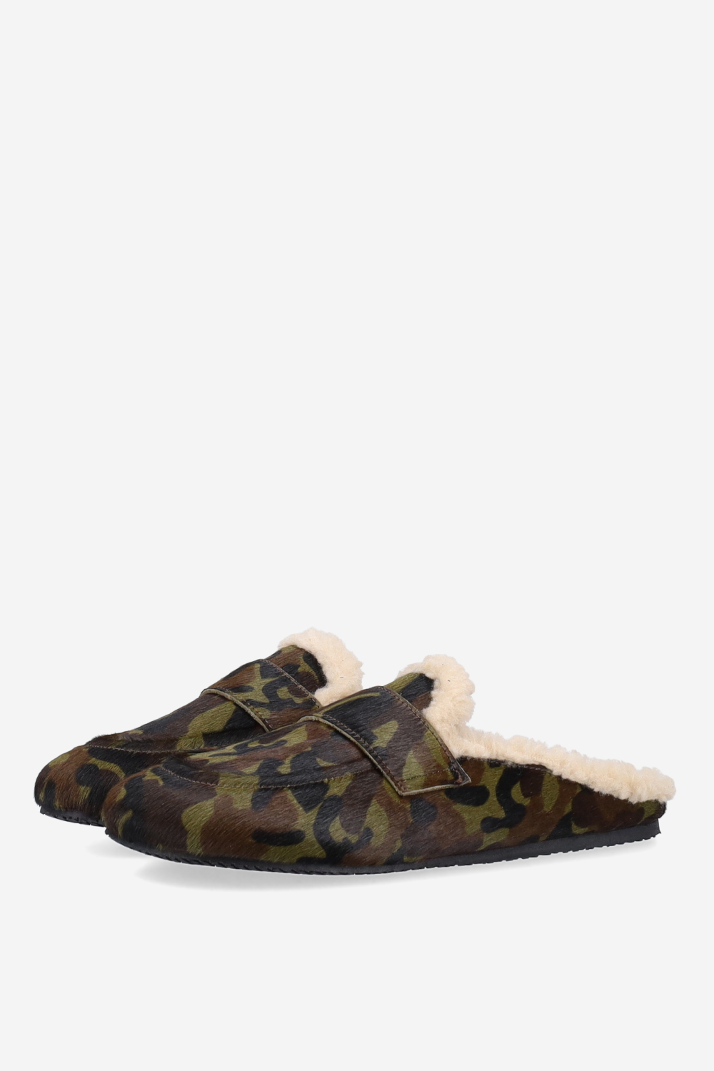 Camouflage hairy mules