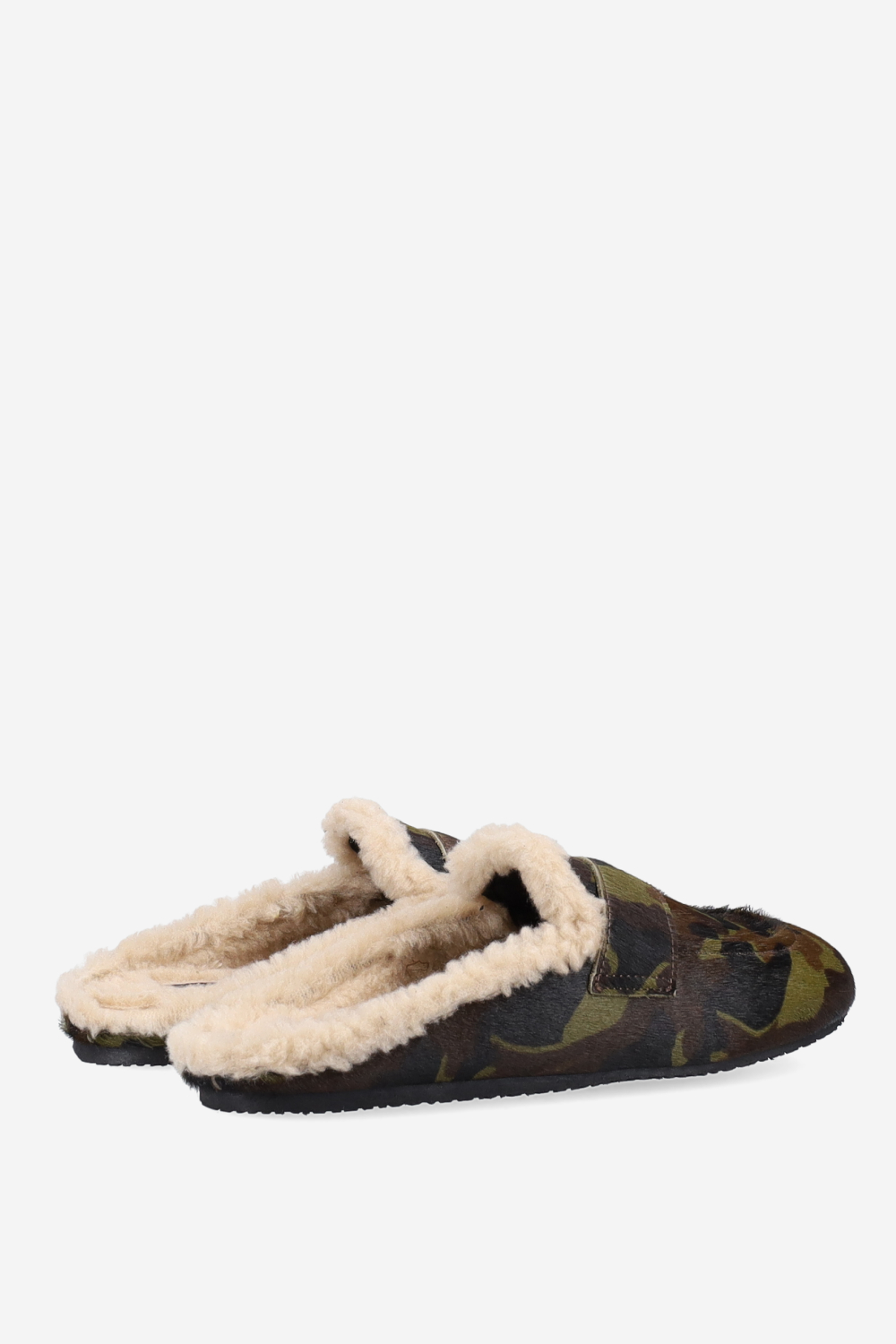 Camouflage hairy mules