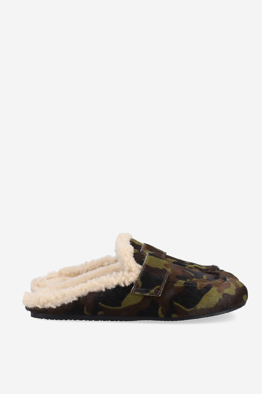 Camouflage hairy mules