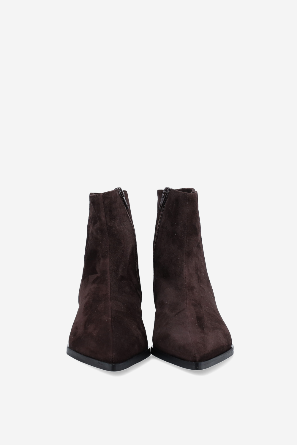 Pointed-toe suede ankle boots