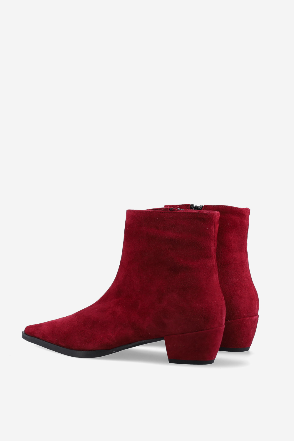 Pointed-toe suede ankle boots