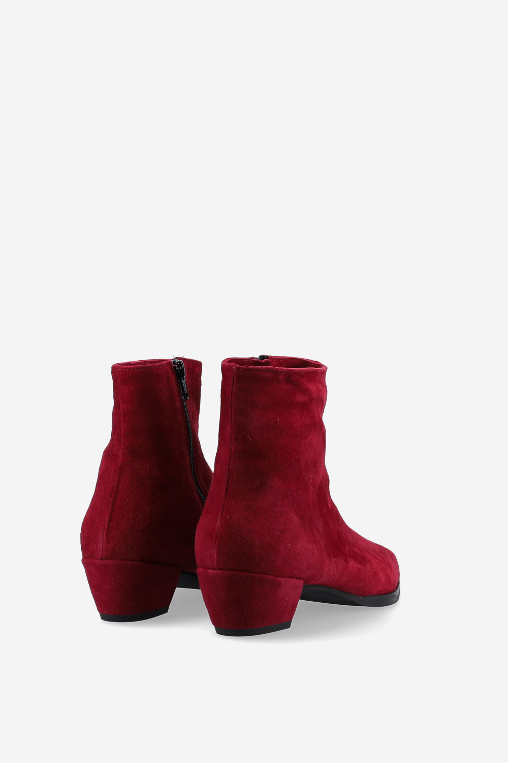 Pointed-toe suede ankle boots