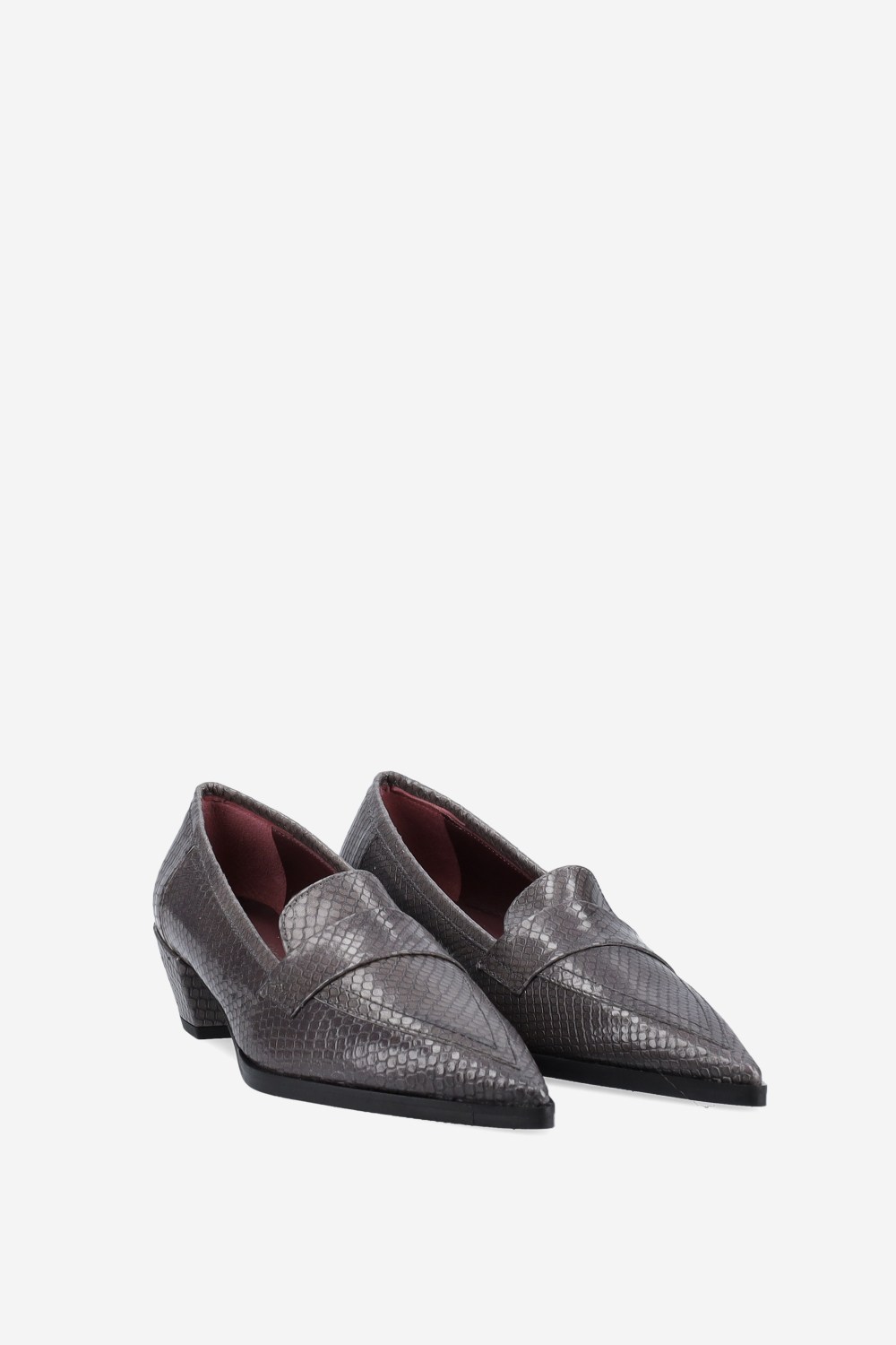 Pointed-toe croco leather heels