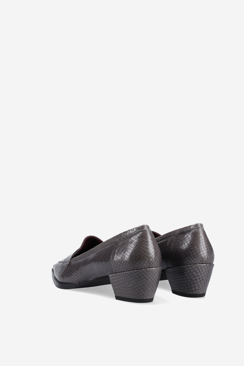 Pointed-toe croco leather heels