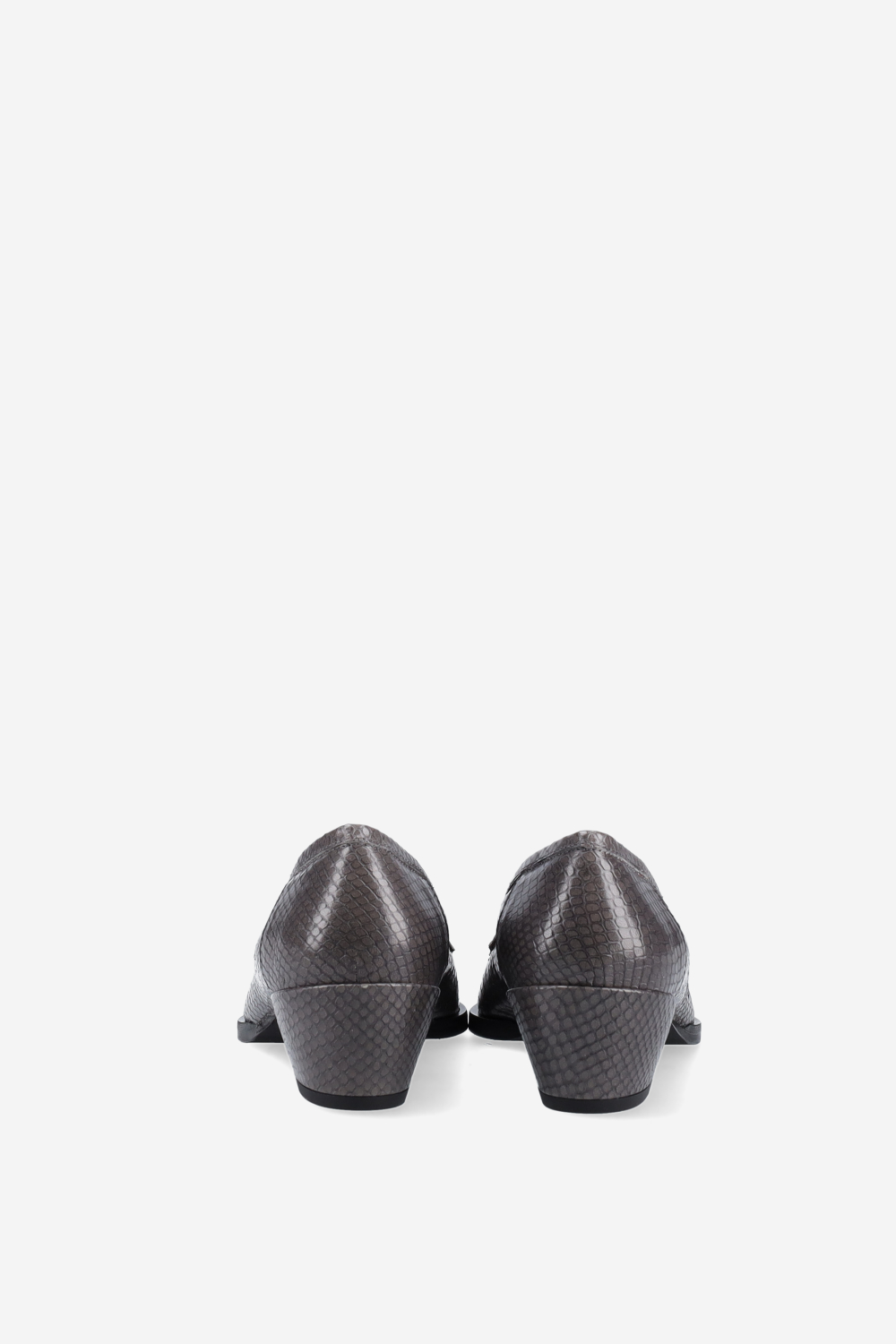 Pointed-toe croco leather heels