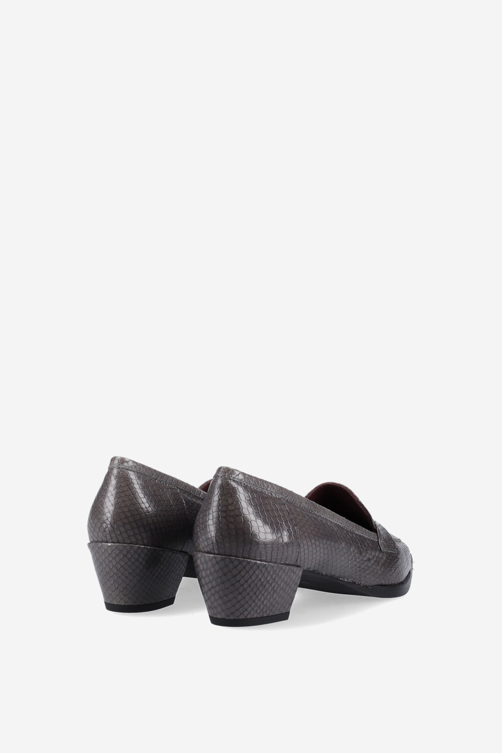 Pointed-toe croco leather heels
