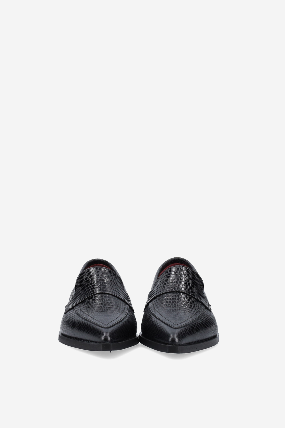 Pointed-toe croco leather loafers