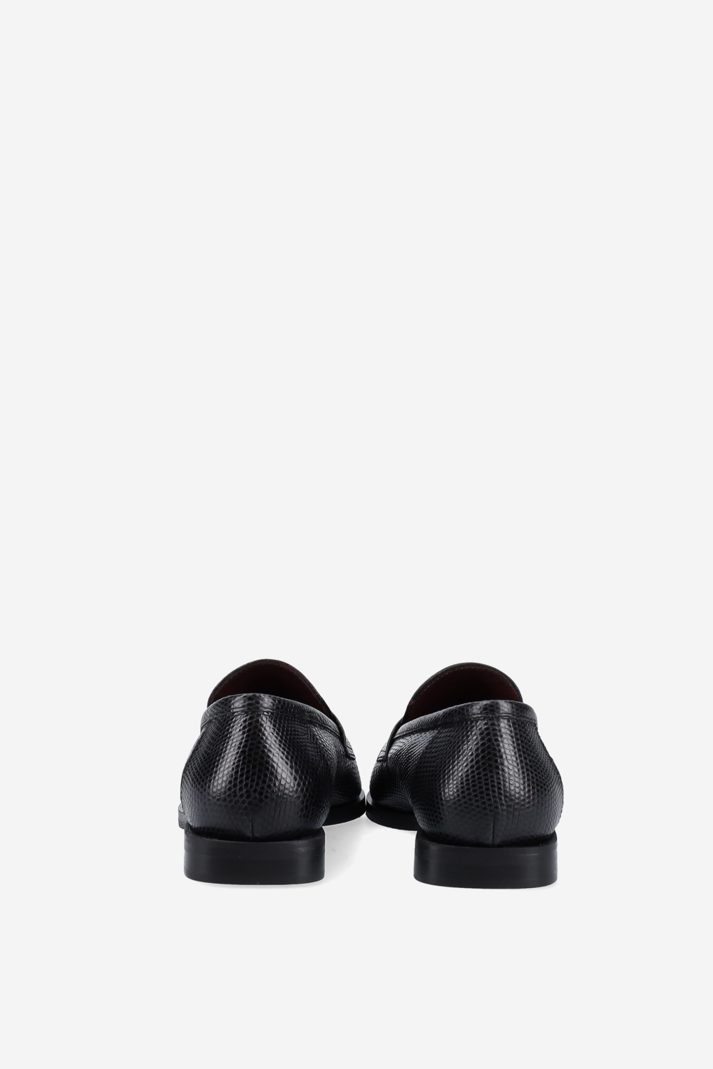 Pointed-toe croco leather loafers