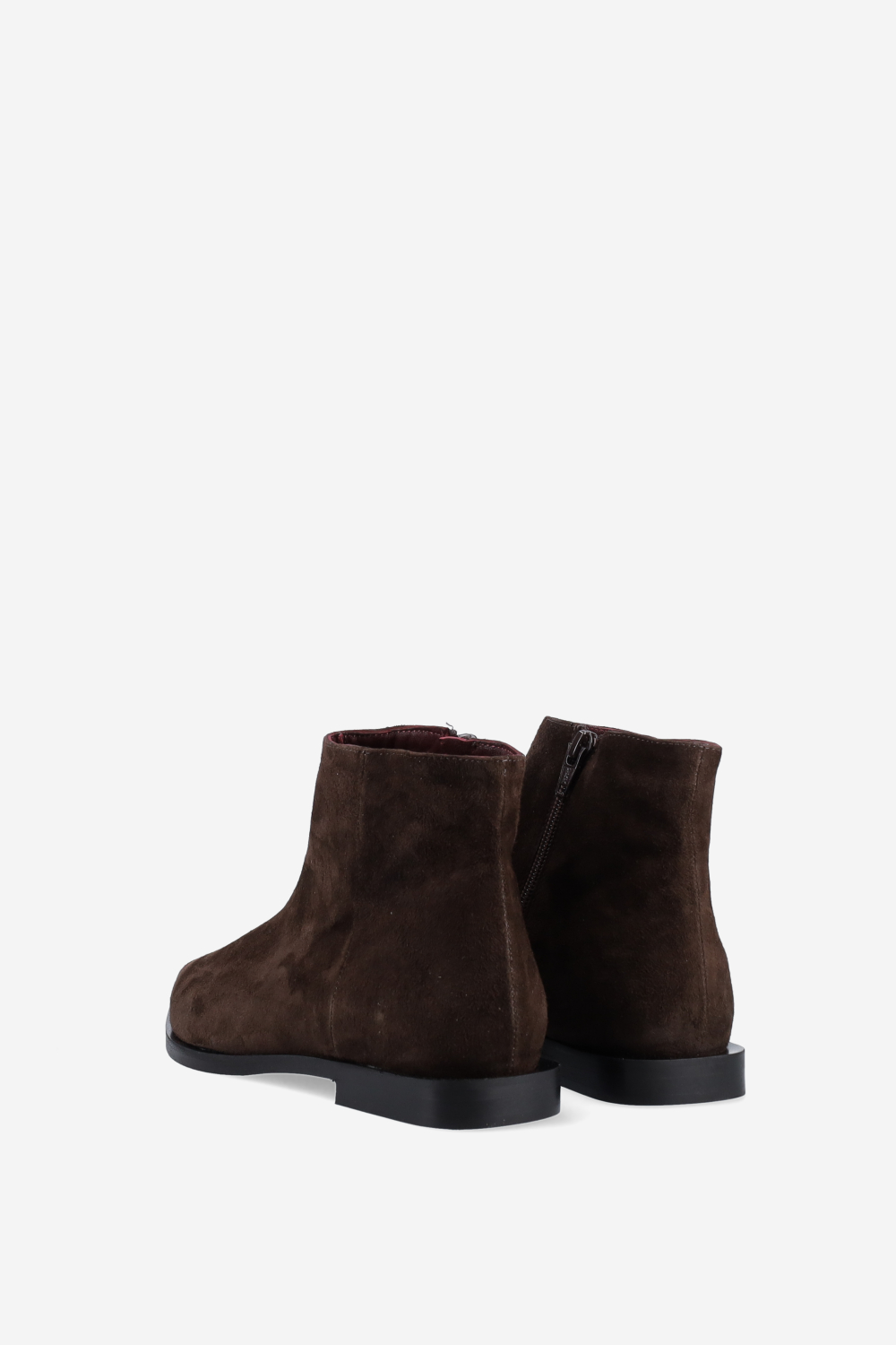 Pointed-toe suede ankle boots