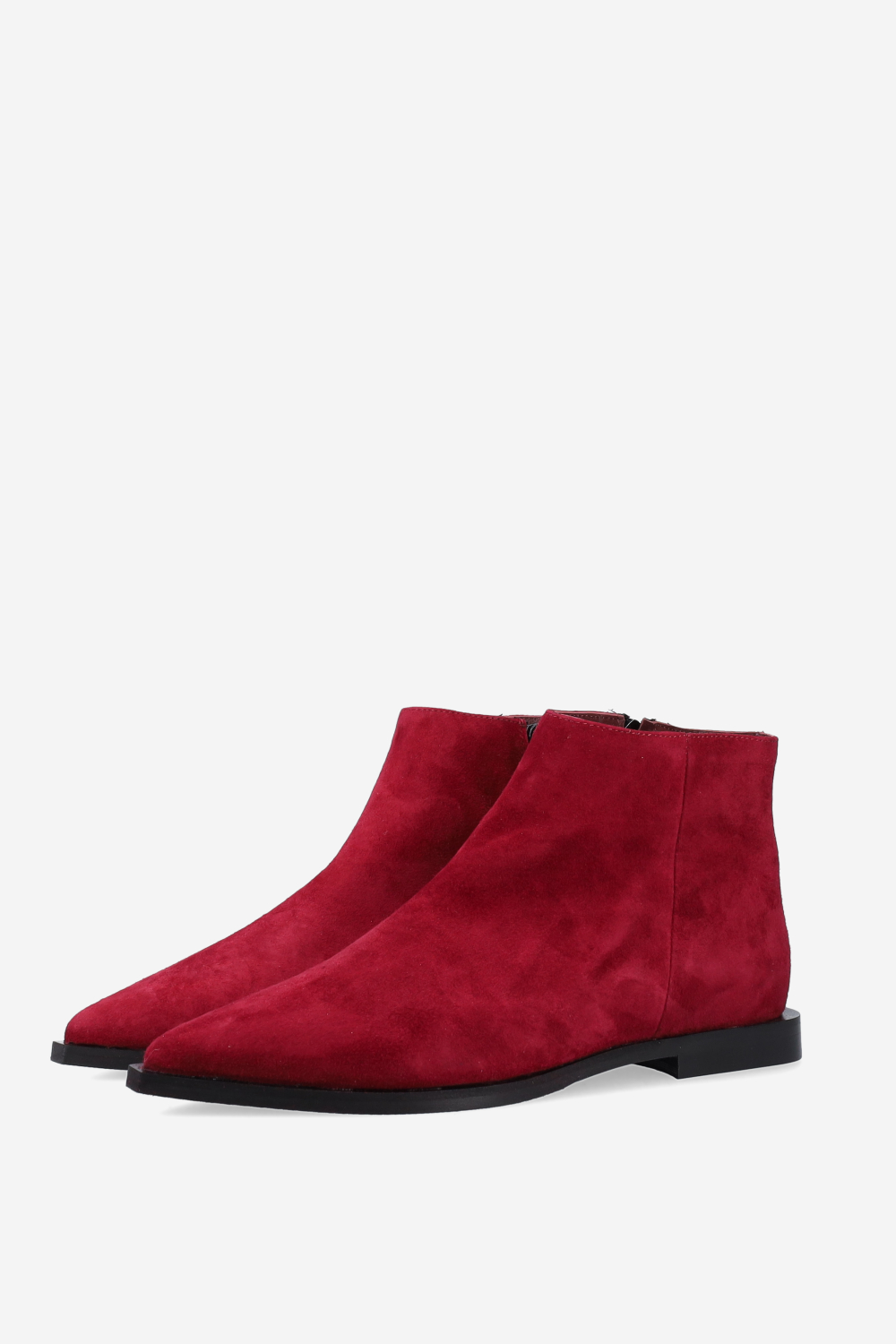 Pointed-toe suede ankle boots