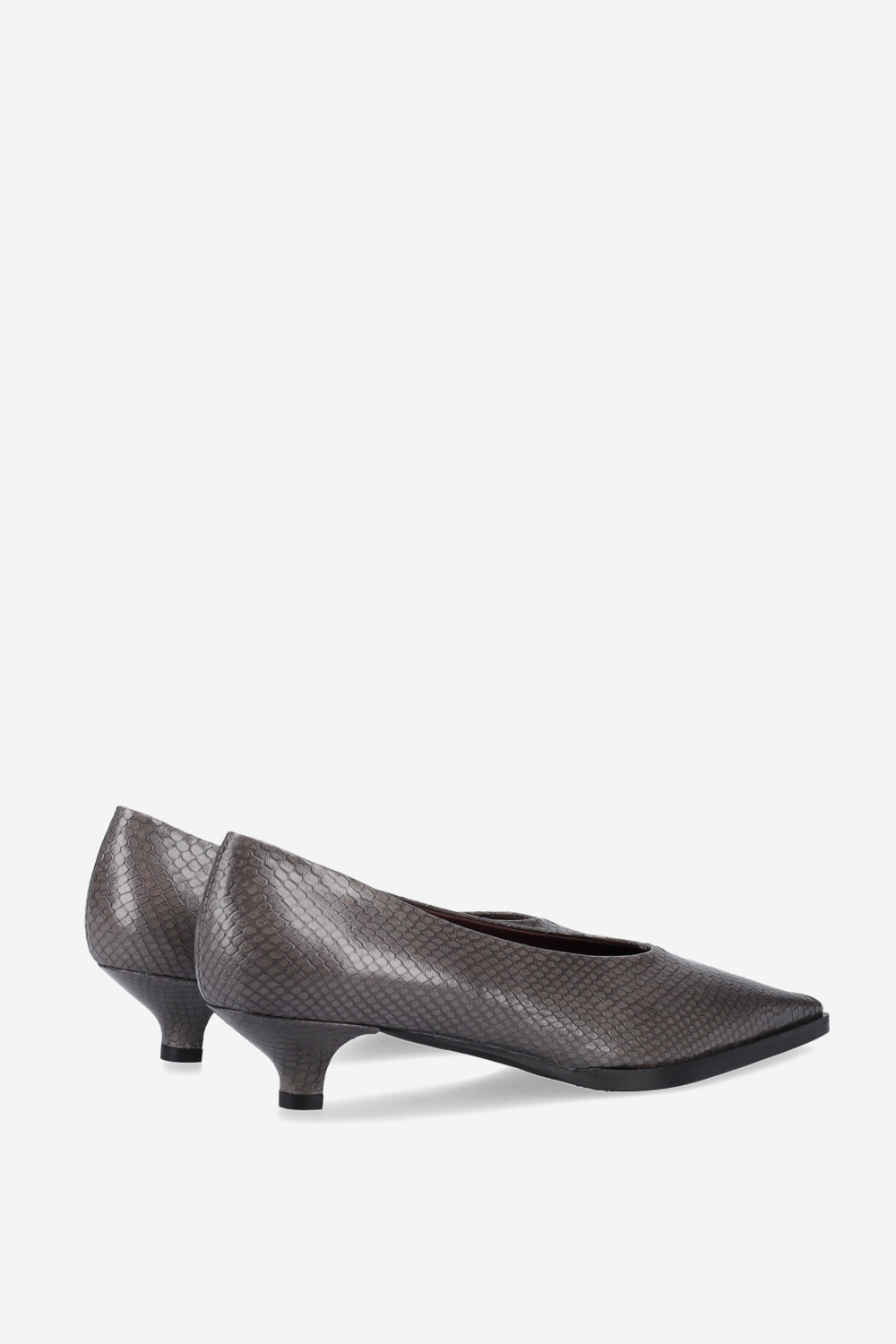 Pointed-toe croco leather pumps