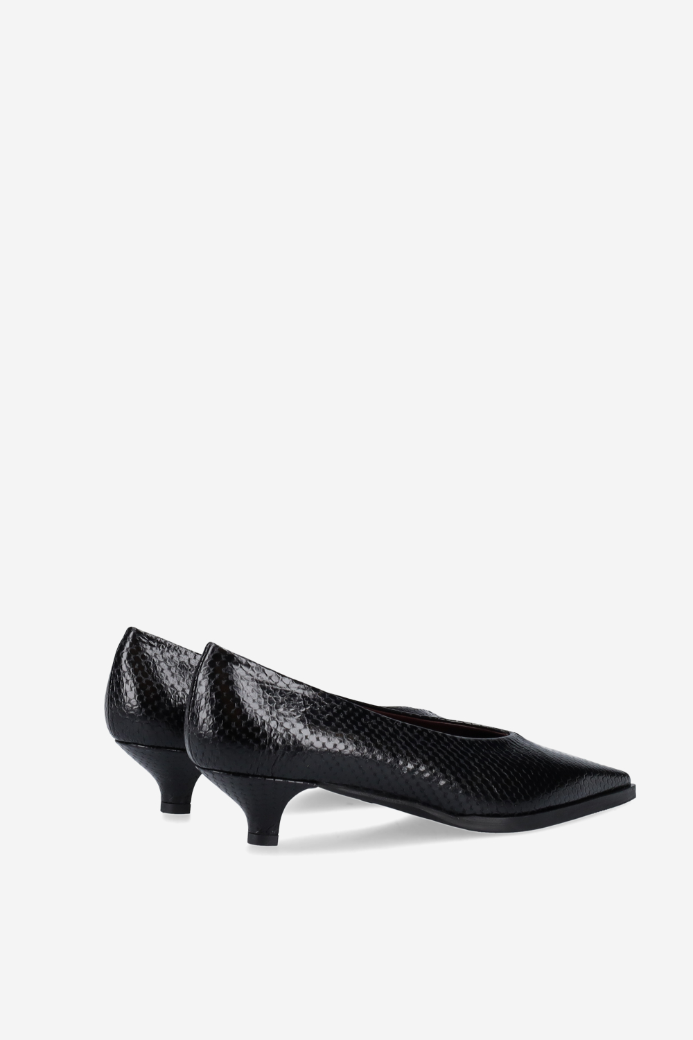 Pointed-toe croco leather pumps