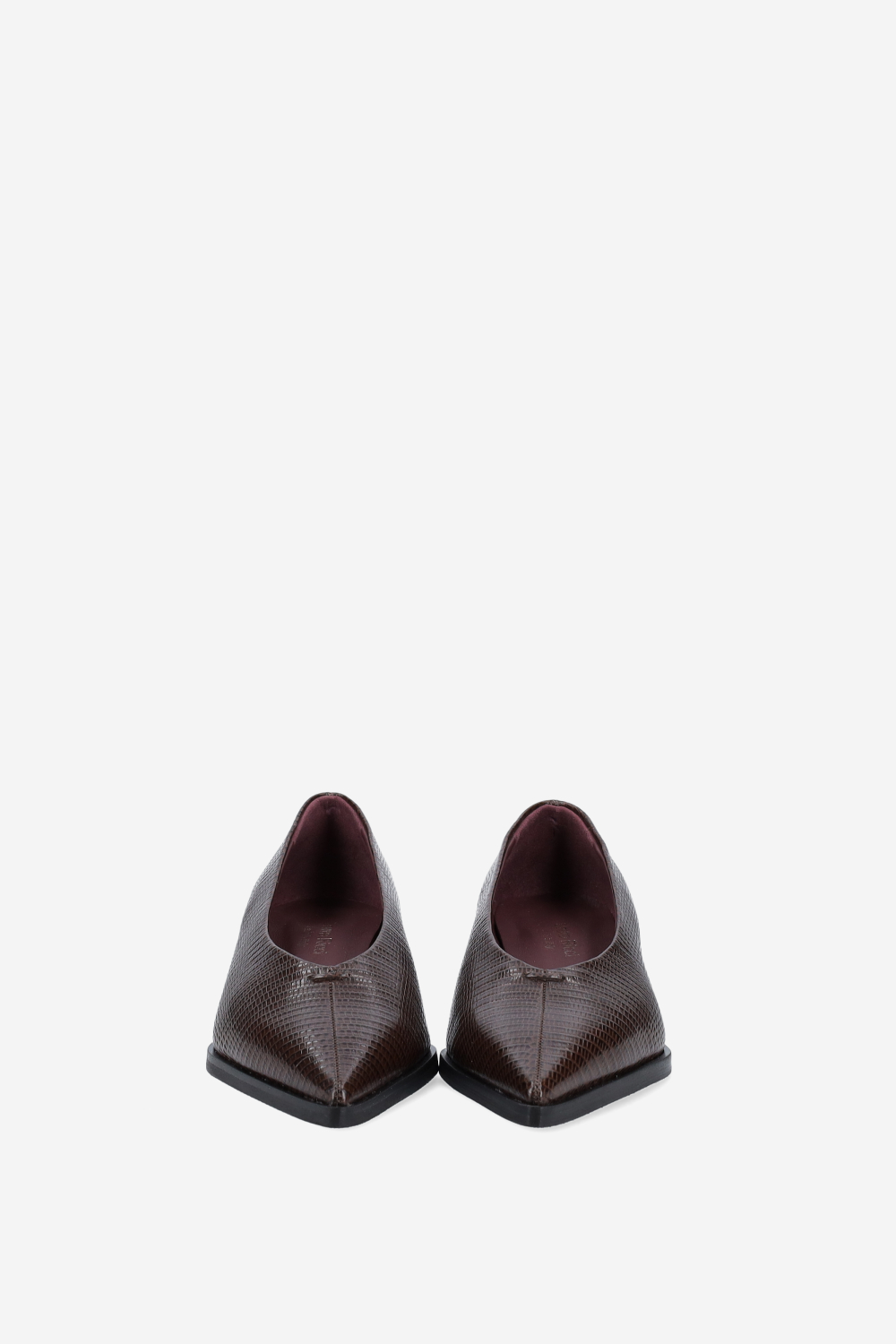 Pointed-toe croco leather pumps