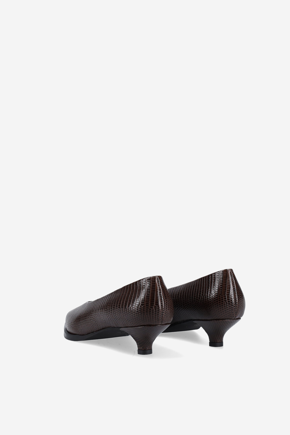 Pointed-toe croco leather pumps