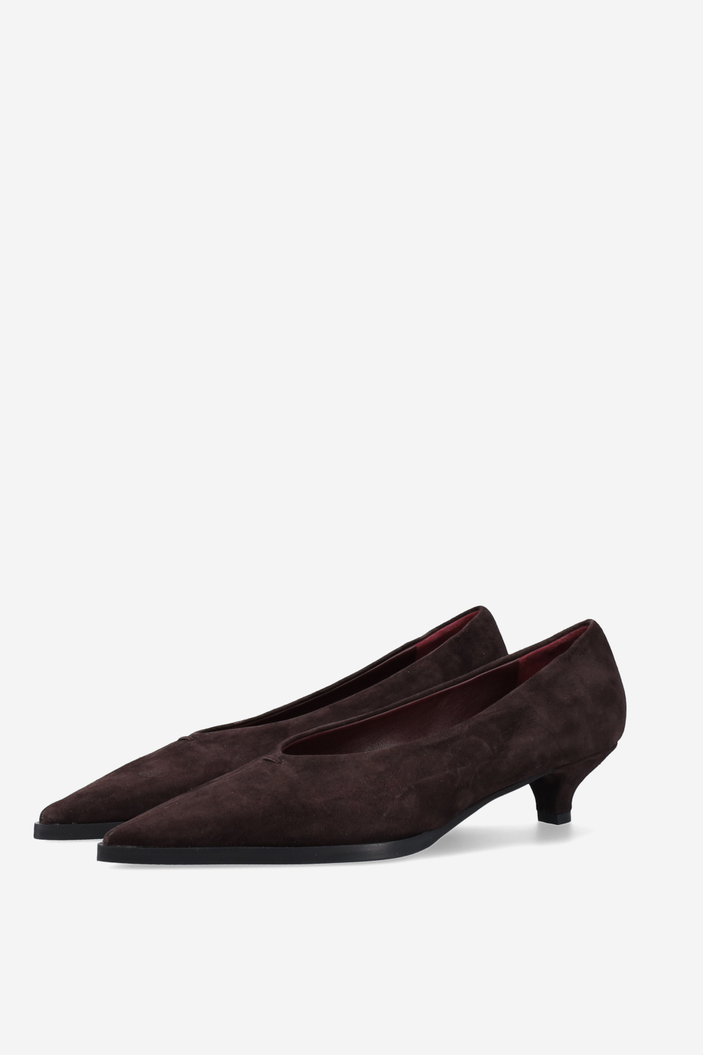 Pointed-toe suede pumps