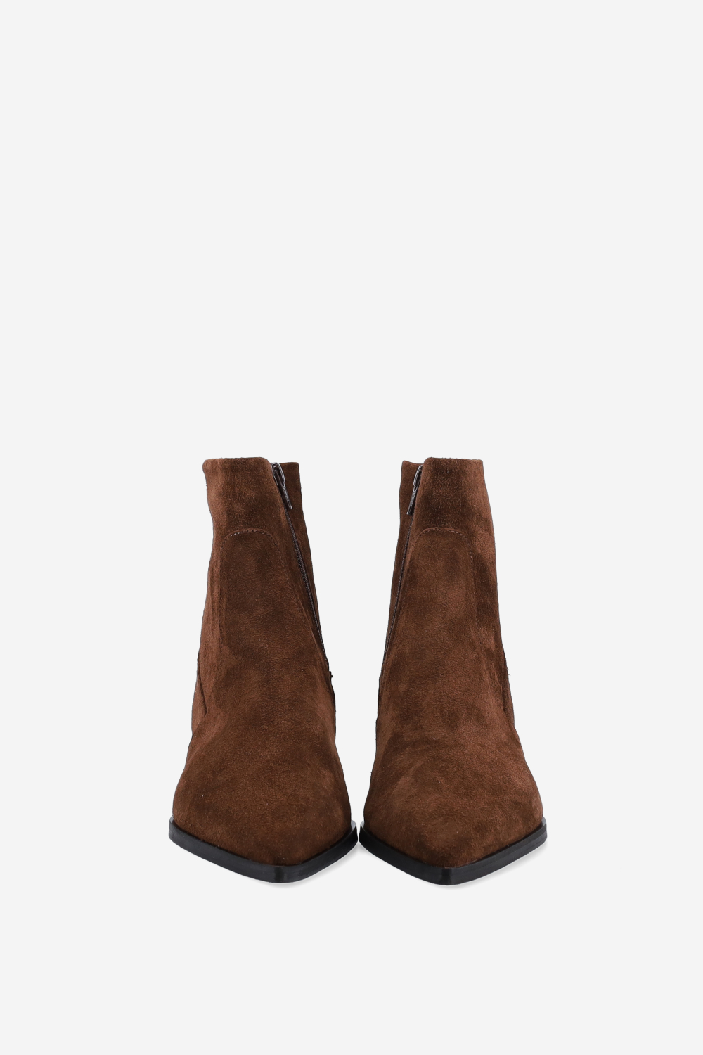 Pointed-toe suede ankle boots
