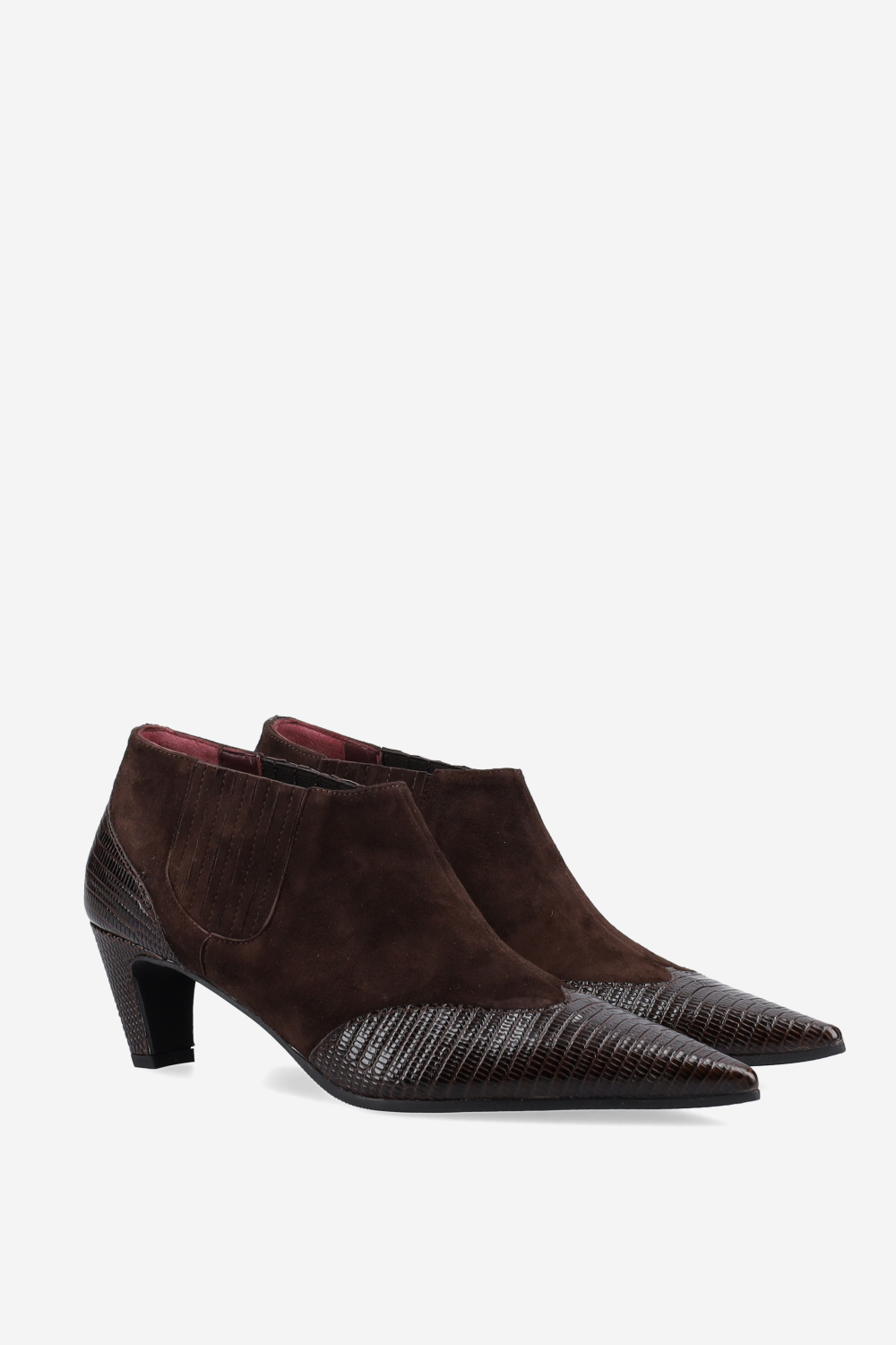 Pointed-toe suede ankle boots