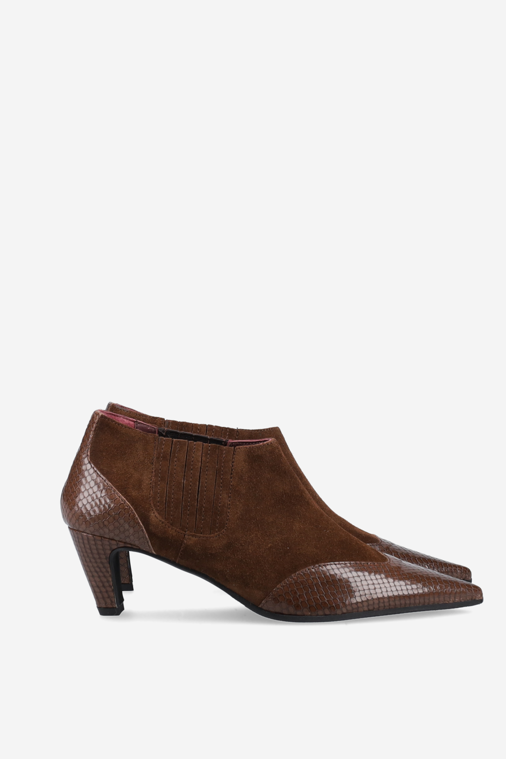 Pointed-toe suede ankle boots