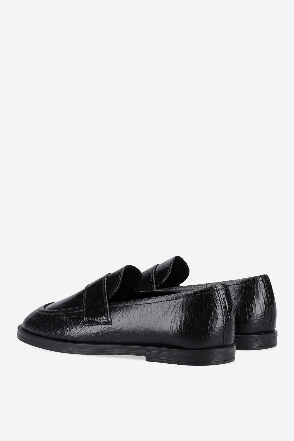 Crack leather loafers