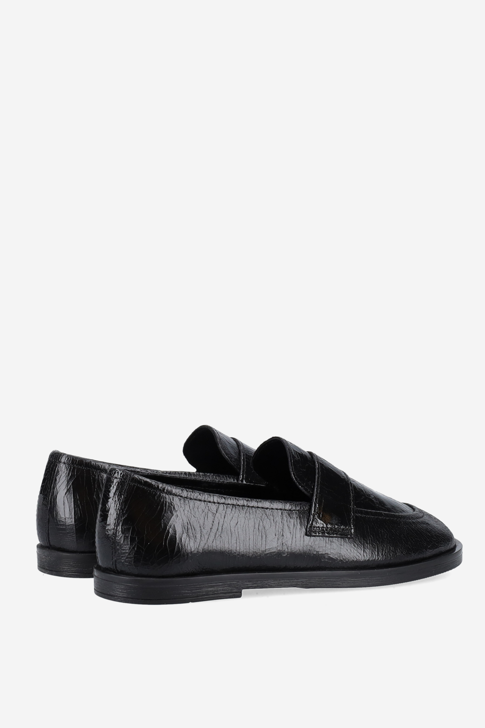 Crack leather loafers