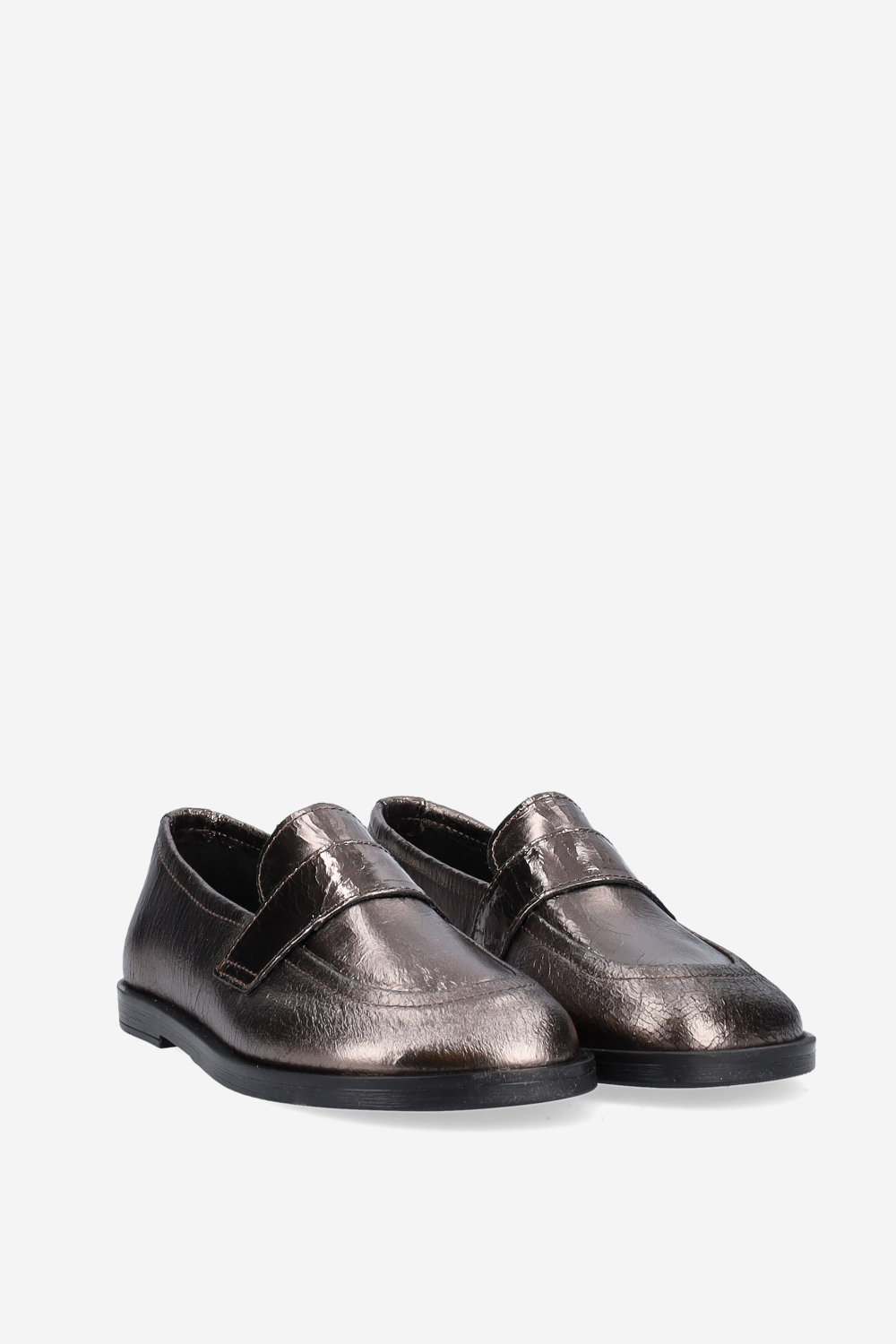 Crack leather loafers