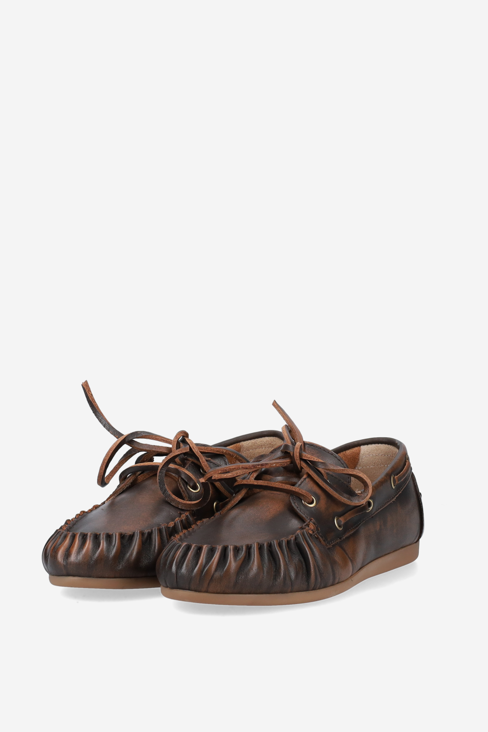 Boat wrinkle brushed leather loafers