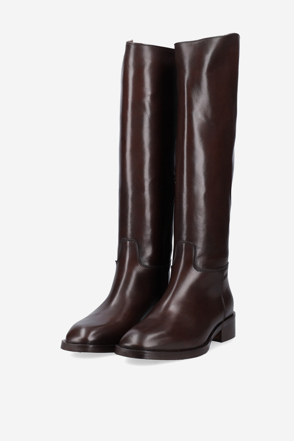 Zipped leather boots