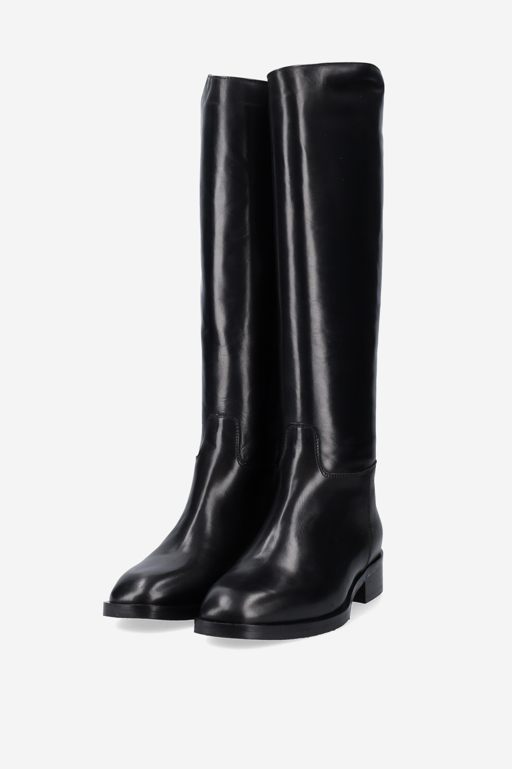 Zipped leather boots