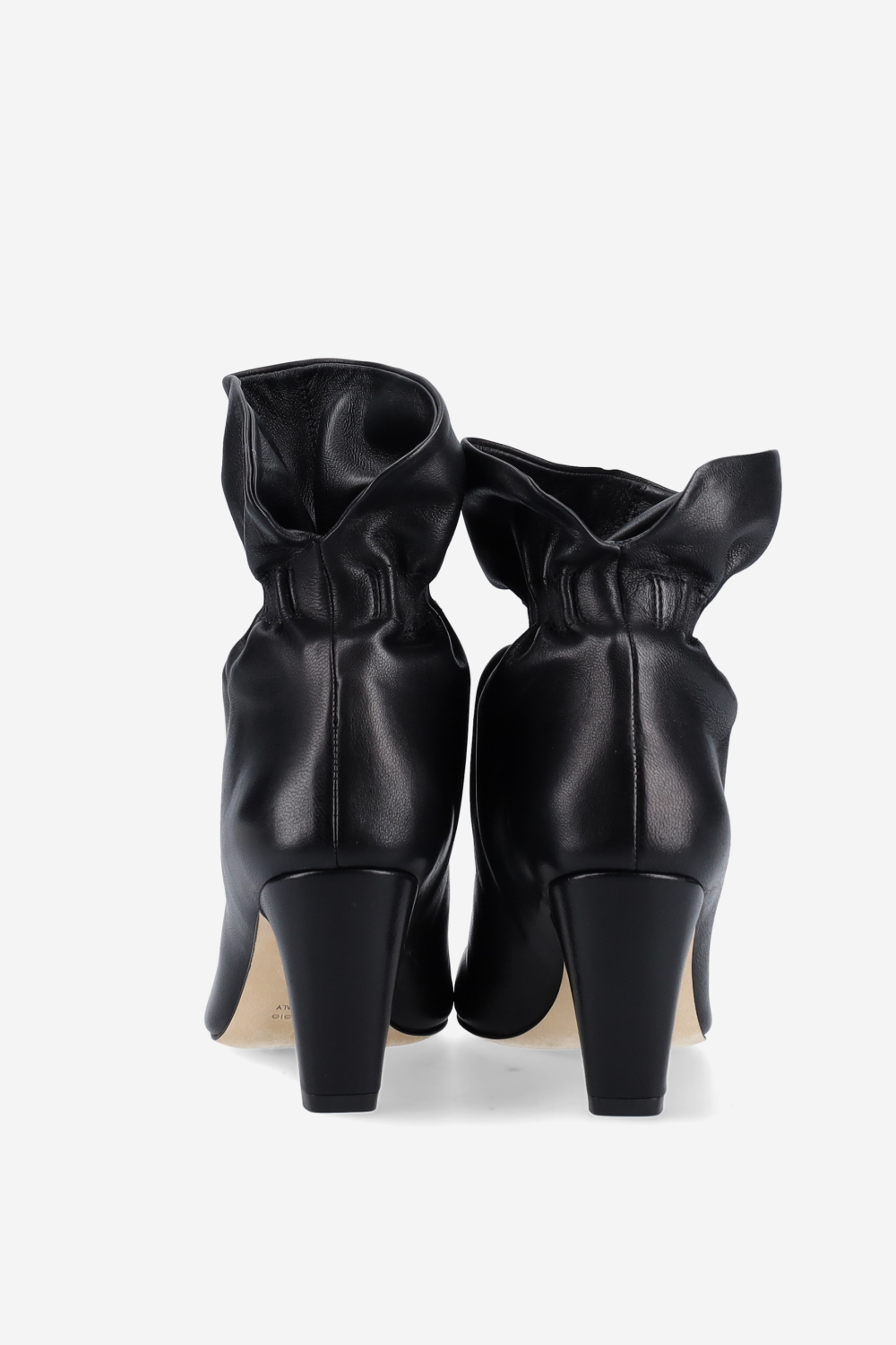 Wrinkle leather ankle boots