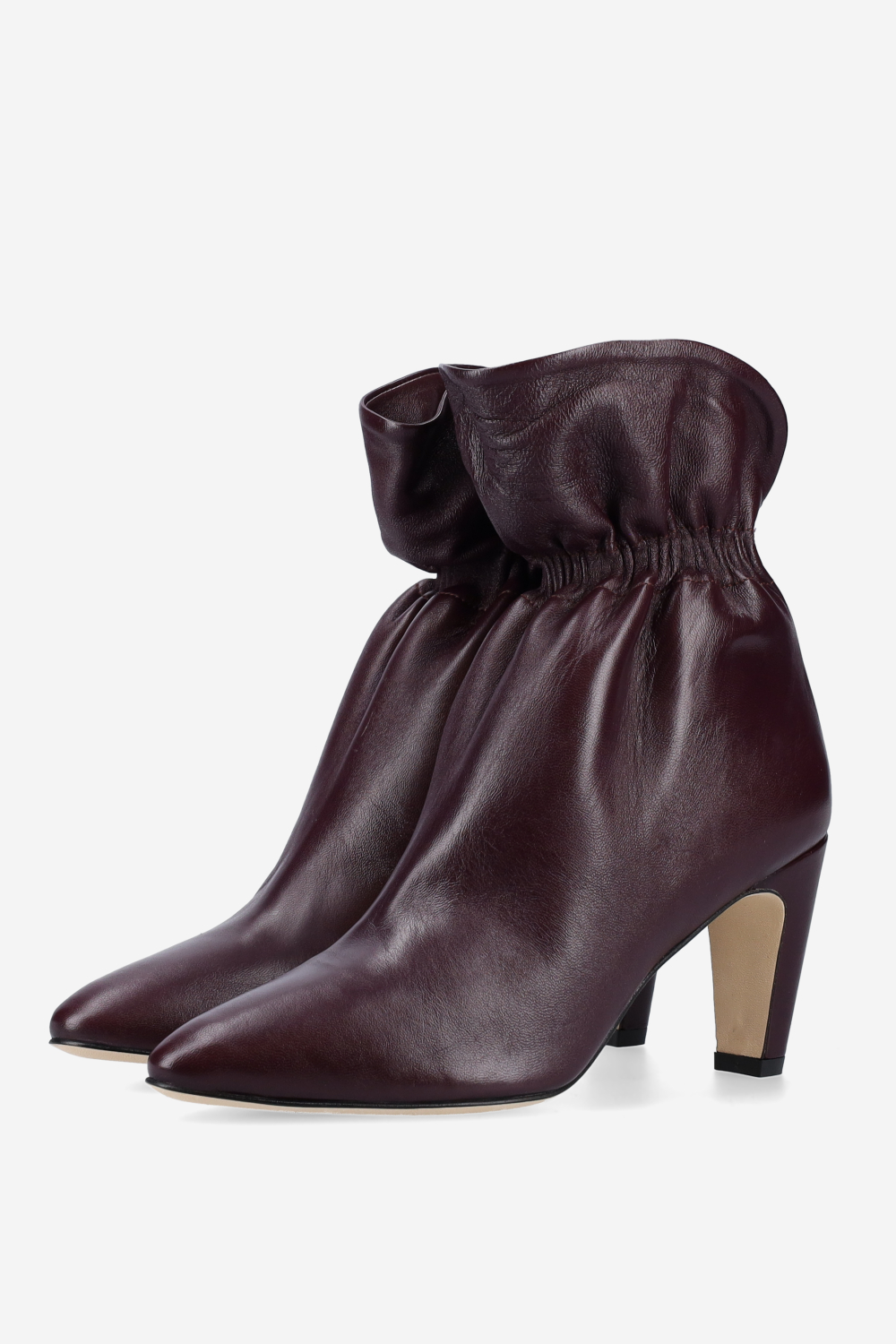 Wrinkle leather ankle boots